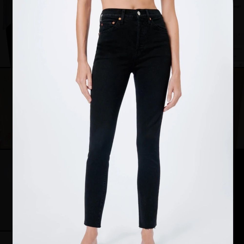 Re/Done Originals High Rise Ankle Crop Black Raw Hem Jeans Size 28 (WORN ONCE)